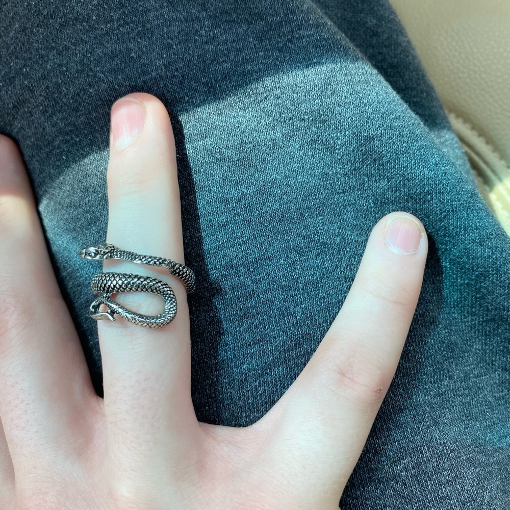 Goth Snake Ring (OS) - Picture 3 of 3